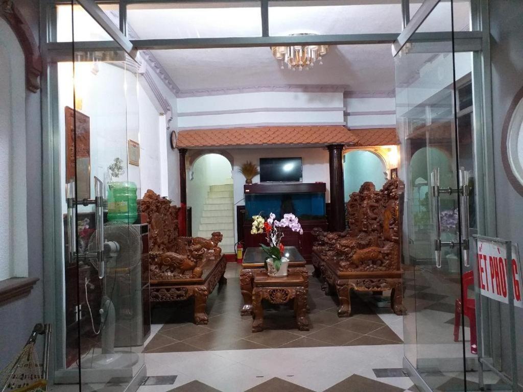 隆海 Nha Nghi Nguyen Anh酒店 外观 照片