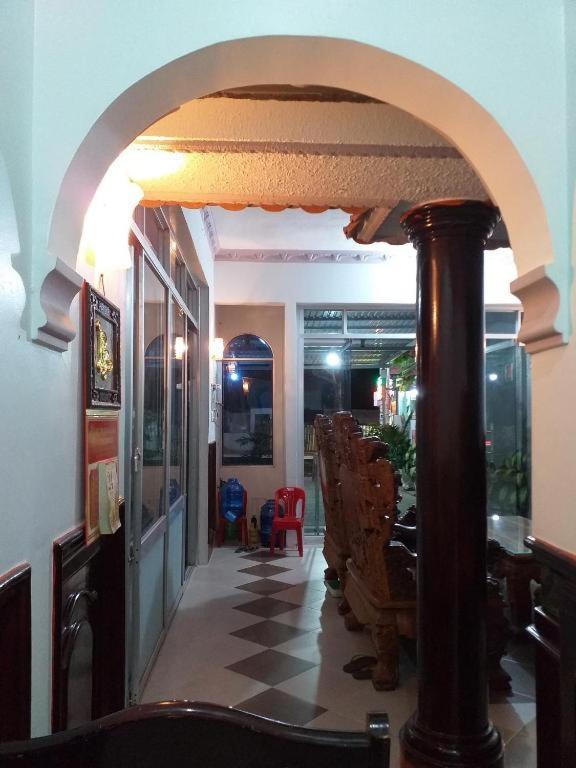 隆海 Nha Nghi Nguyen Anh酒店 外观 照片